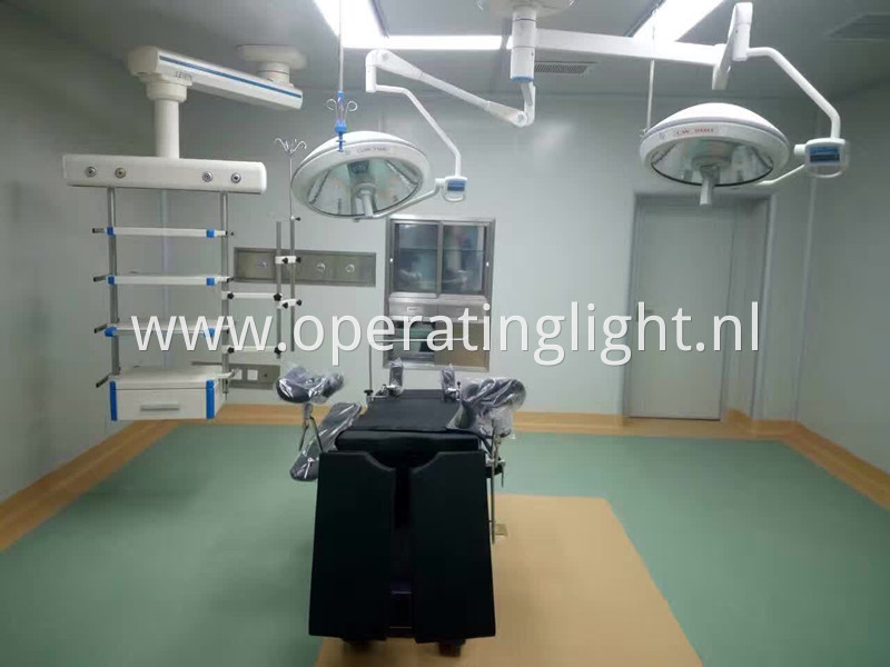 Operating room halogen lamp